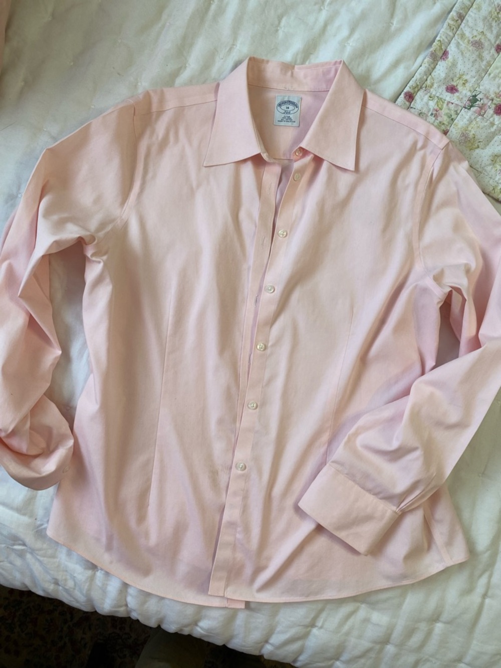 Brooks Brothers Light Pink Spread-Collar Dress Shirt